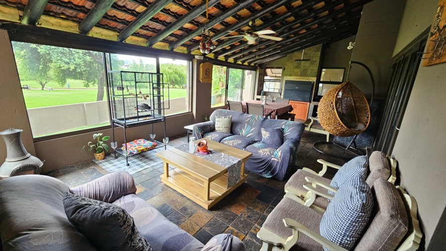 2 Bedroom Property for Sale in Kosmos North West